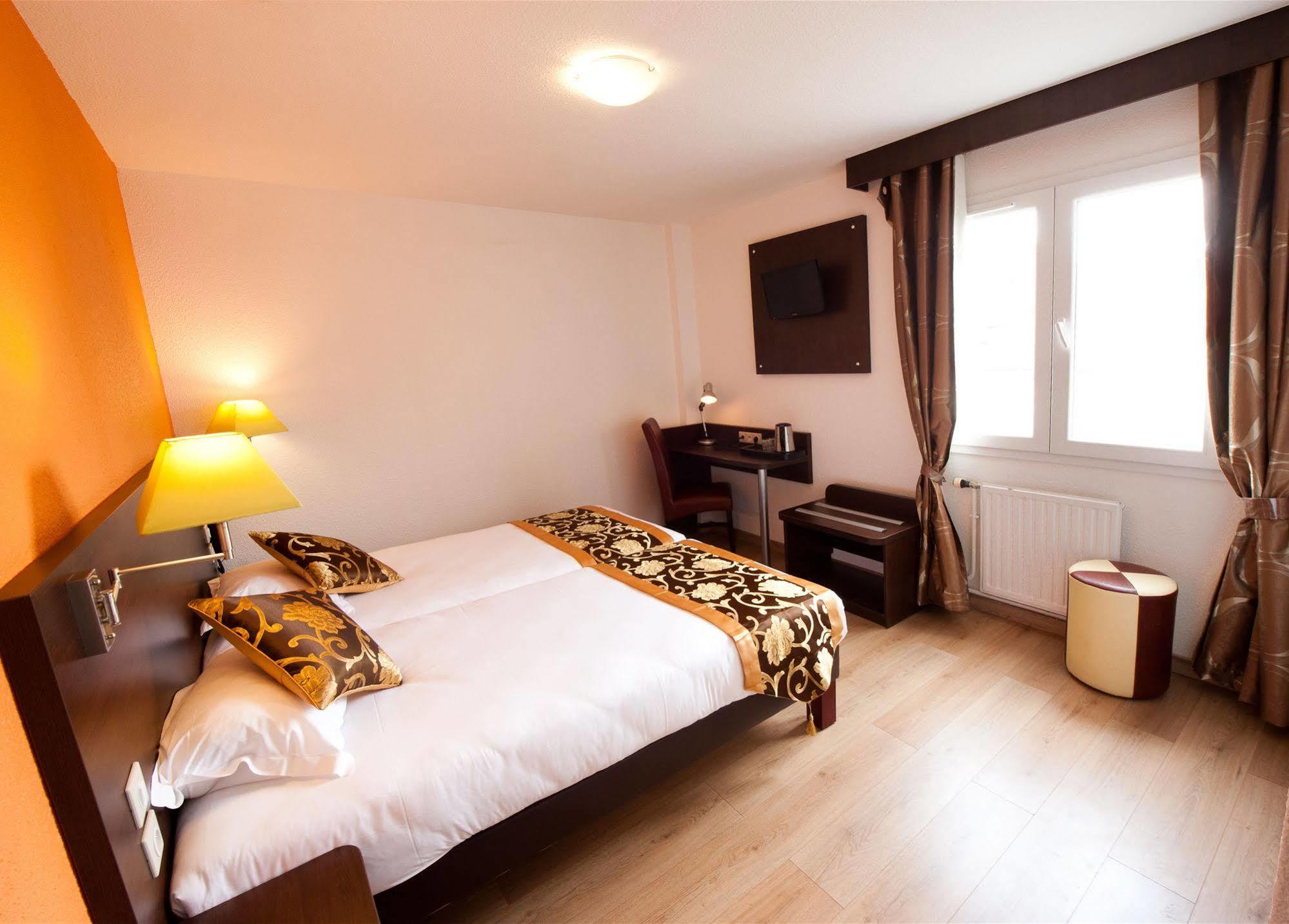 Milton Hotel Neuilly-Plaisance Zewnętrze zdjęcie