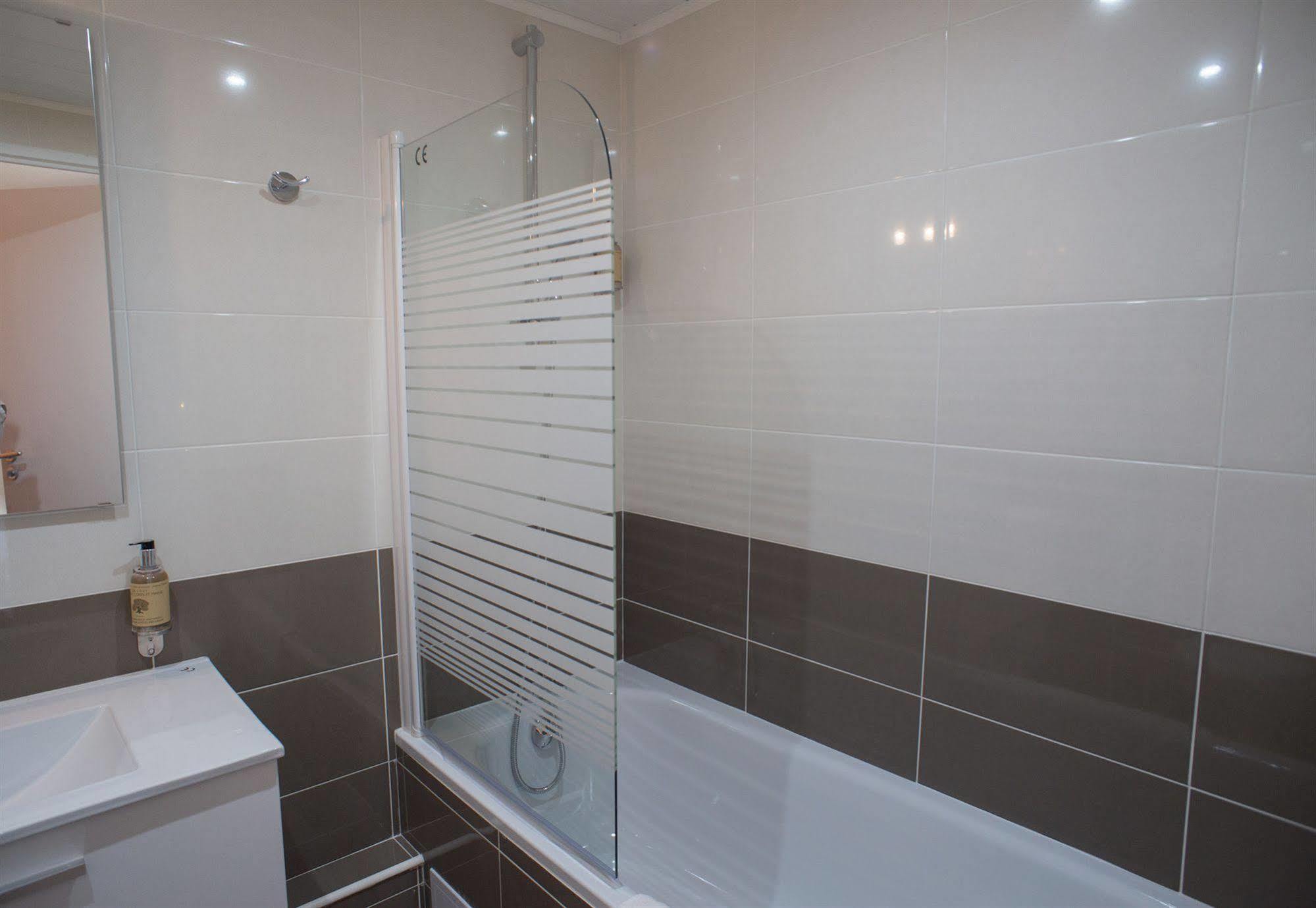 Milton Hotel Neuilly-Plaisance Zewnętrze zdjęcie